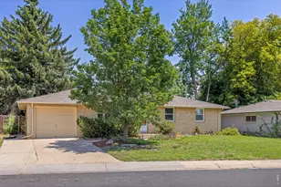 1224 Aspen St, Longmont, CO 80501 - Photo 2