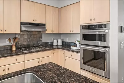 6 S Monroe St, Denver, CO 80209 - Photo 14