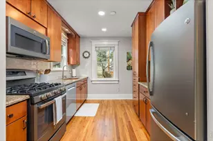 2257 Ivanhoe St, Denver, CO 80207 - Photo 8
