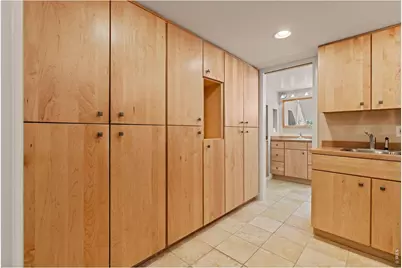 2257 Ivanhoe St, Denver, CO 80207 - Photo 24