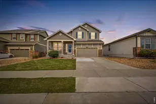 6049 Lynx Creek Cir, Erie, CO 80516 - Photo 2