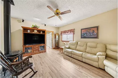 19290 County Road 37, La Salle, CO 80645 - Photo 12