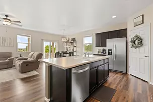 1534 Highfield Dr, Windsor, CO 80550 - Photo 4