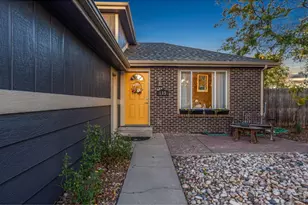 135 Sunflower Dr, Windsor, CO 80550 - Photo 2