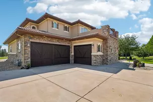 1030 Berthoud Peak Dr, Berthoud, CO 80513 - Photo 2