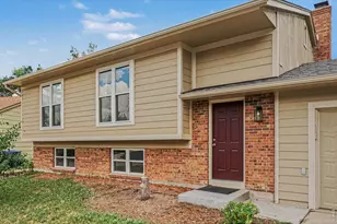 911 Harrison Dr, Lafayette, CO 80026 - Photo 2