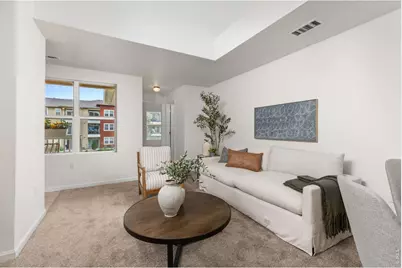208 Lucca Dr, Evans, CO 80620 - Photo 4