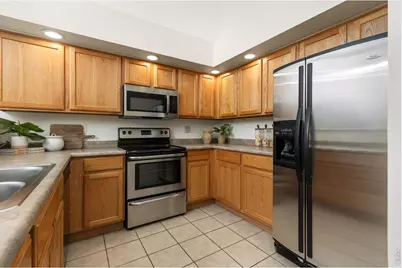 208 Lucca Dr, Evans, CO 80620 - Photo 6