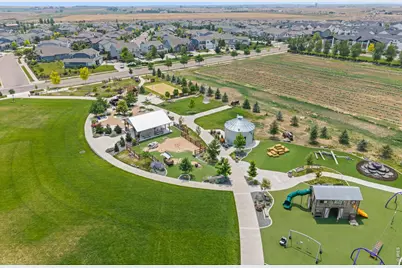 2119 Setting Sun Dr, Windsor, CO 80550 - Photo 48