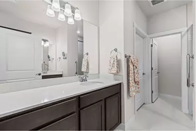 330 High Point Dr #B-103, Longmont, CO 80504 - Photo 16