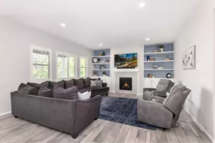 6807 S Riverwood Way, Aurora, CO 80016 - Photo 12