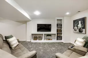 830 Tanager Cir, Longmont, CO 80504 - Photo 24