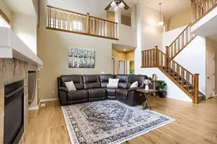 830 Tanager Cir, Longmont, CO 80504 - Photo 10