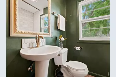 835 W 5th St, Loveland, CO 80537 - Photo 22