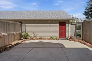 944 Ivanhoe St, Denver, CO 80220 - Photo 46