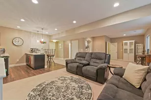 15870 Josephine St, Thornton, CO 80602 - Photo 6
