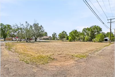 4028 Denver St, Evans, CO 80620 - Photo 8