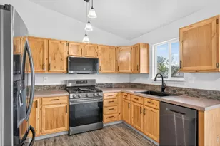 408 Suzann St, Wiggins, CO 80654 - Photo 6