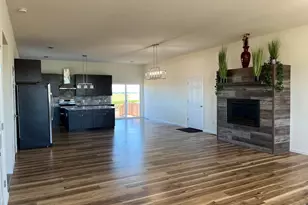 2305 Apple St, Longmont, CO 80504 - Photo 4