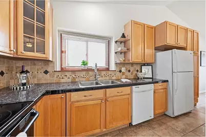 4201 Ireland St, Denver, CO 80249 - Photo 12
