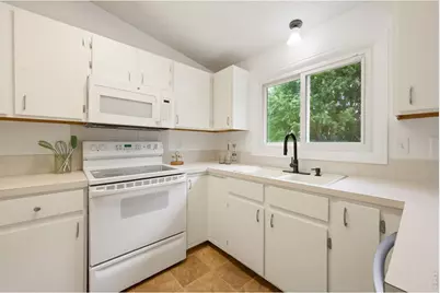 278 E 42nd St, Loveland, CO 80538 - Photo 8