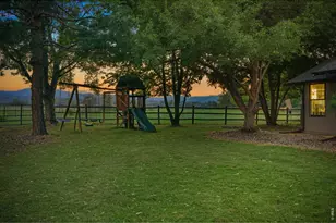1733 S County Rd 21, Loveland, CO 80537 - Photo 32
