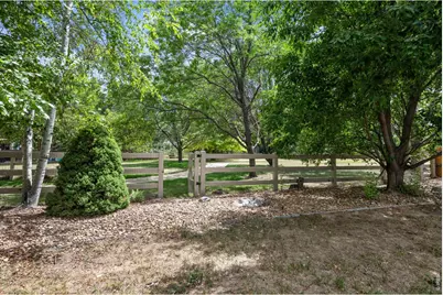 1736 Gordon Dr, Erie, CO 80516 - Photo 28