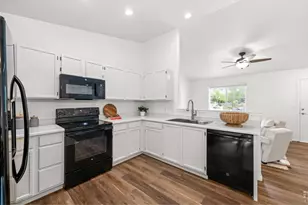1736 Gordon Dr, Erie, CO 80516 - Photo 16