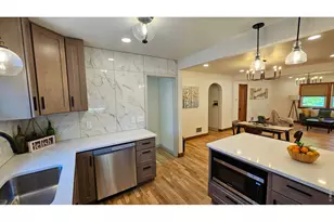 305 Euclid St, Fort Morgan, CO 80701 - Photo 2