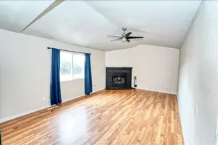 386 Sun Mountain Dr, Loveland, CO 80538 - Photo 8