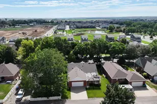 209 Hubbell St, Berthoud, CO 80513 - Photo 32