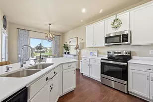 671 Vermilion Peak Dr, Windsor, CO 80550 - Photo 20