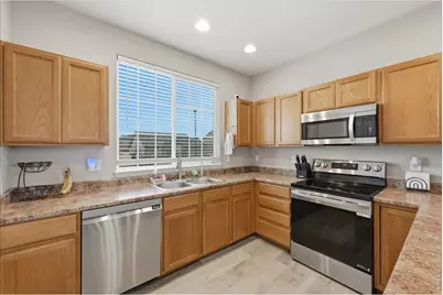 7447 Little Fox Ln, Wellington, CO 80549 - Photo 8