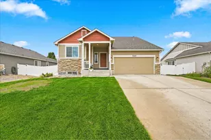 7447 Little Fox Ln, Wellington, CO 80549 - Photo 1