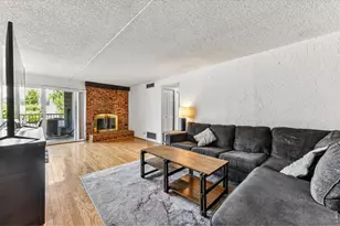 805 29th St, Boulder, CO 80303 - Photo 4