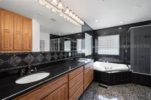 977 Thorncreek Ct, Thornton, CO 80241 - Photo 12