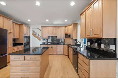 977 Thorncreek Ct, Thornton, CO 80241 - Photo 18