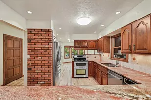 1231 49th Ave Ct, Greeley, CO 80634 - Photo 4