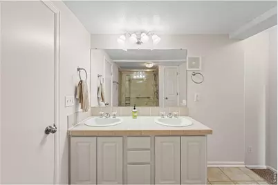 21400 E 11th Ave, Aurora, CO 80018 - Photo 18