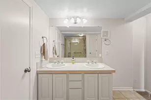 21400 E 11th Ave, Aurora, CO 80018 - Photo 18