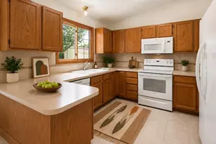 627 E 42nd St, Loveland, CO 80538 - Photo 8