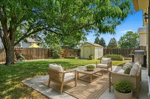 627 E 42nd St, Loveland, CO 80538 - Photo 2