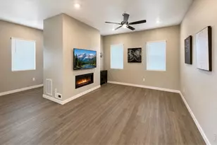 12611 Lake View St, Firestone, CO 80504 - Photo 8