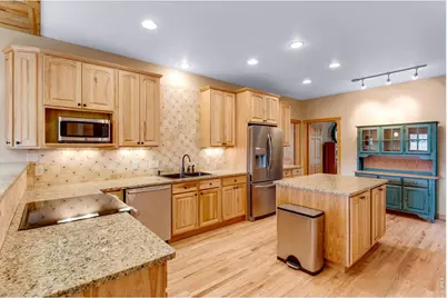 1005 Hide A Way Ln, Estes Park, CO 80517 - Photo 18