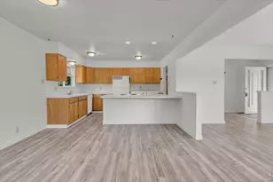 2413 W Elizabeth St, Fort Collins, CO 80521 - Photo 10