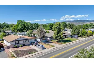 2413 W Elizabeth St, Fort Collins, CO 80521 - Photo 2