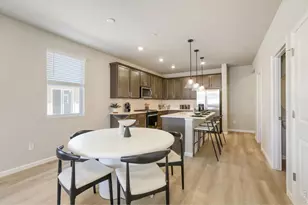 2416 Heyworth Ln, Fort Collins, CO 80524 - Photo 8