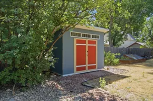 545 E 11th St, Loveland, CO 80537 - Photo 26