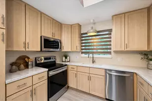 300 Crestridge Ln, Longmont, CO 80501 - Photo 16