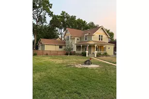 405 Bimson Ave, Berthoud, CO 80513 - Photo 1